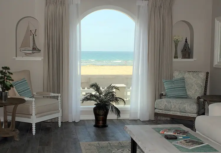 2025 Custom Drapery Trends for Modern Homes